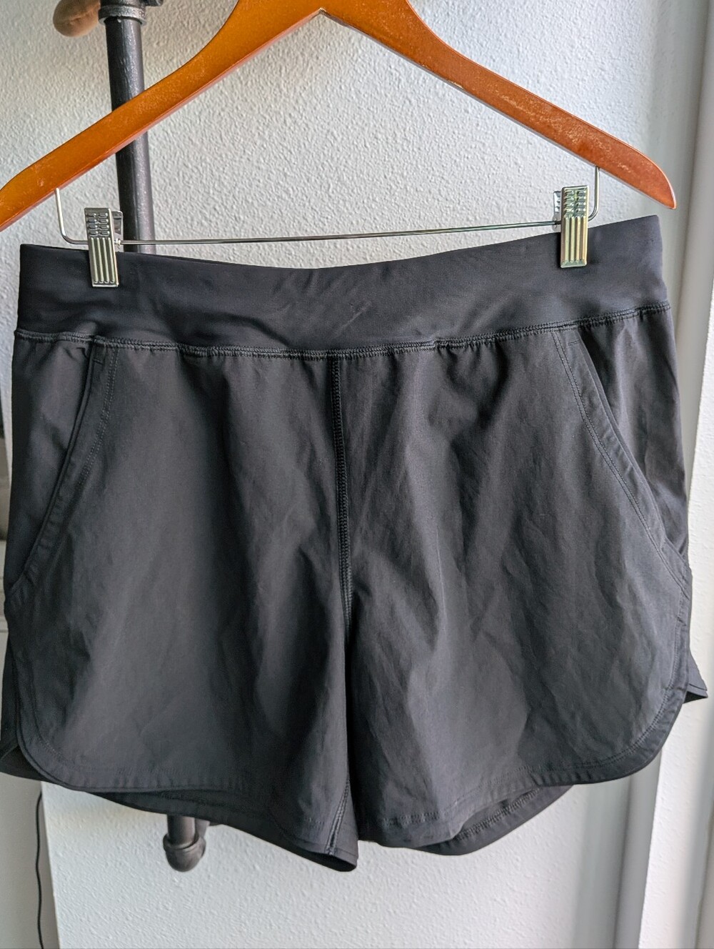 Lands' End Black Active Running Shorts Pockets Size 12